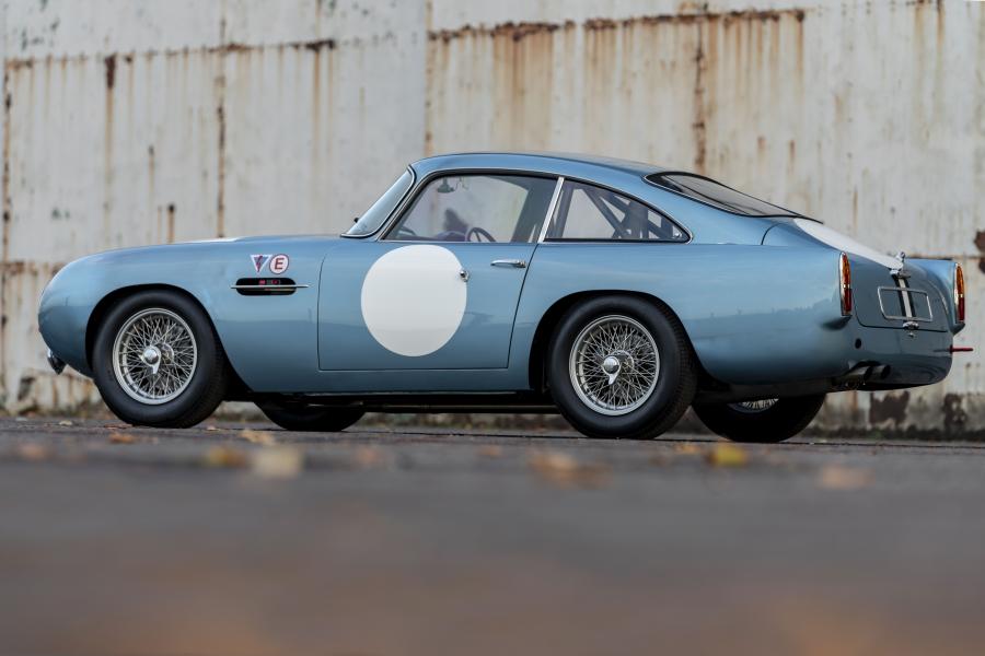  Aston Martin DB4 GT Continuation 2017 года  (UK) (фото 21 из 90)